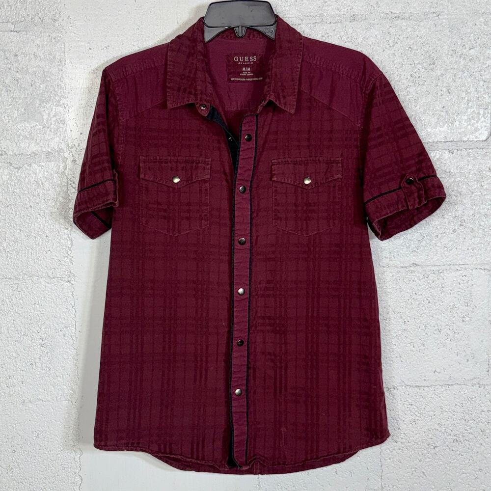 Guess men's Cotton snap front short sleeve shirt, red Medium
